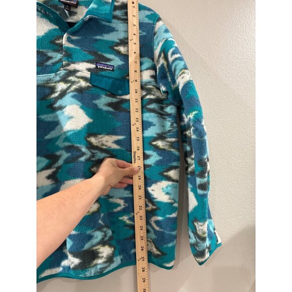 Patagonia Synchilla Fleece Trout Tales Elwha Blue Snaps Sweater Women's size XL - Picture 6 of 8